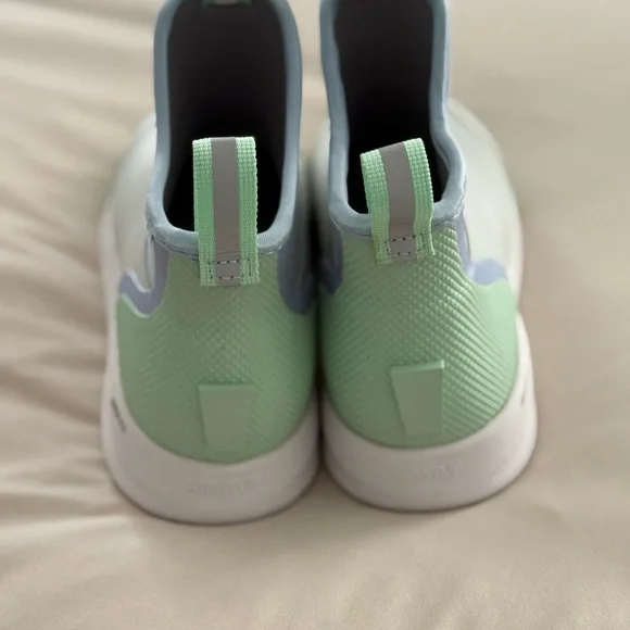 XTRATUF White and Mint Ankle Boots - Picture 5 of 8